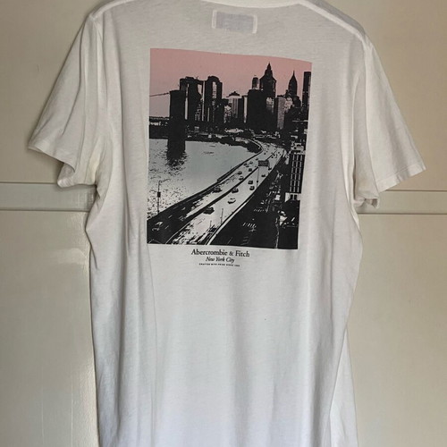Abercrombie and Fitch soft tee short sleeve size M like new, white