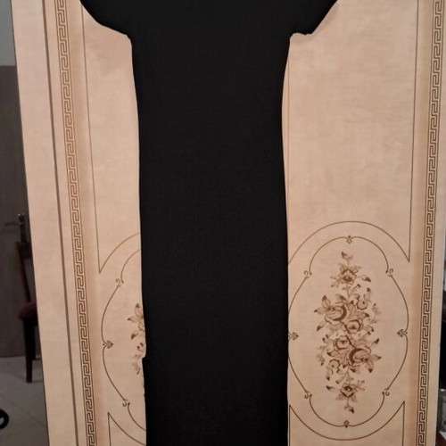Long elastic dress black, like new, side slit, 95% viscose