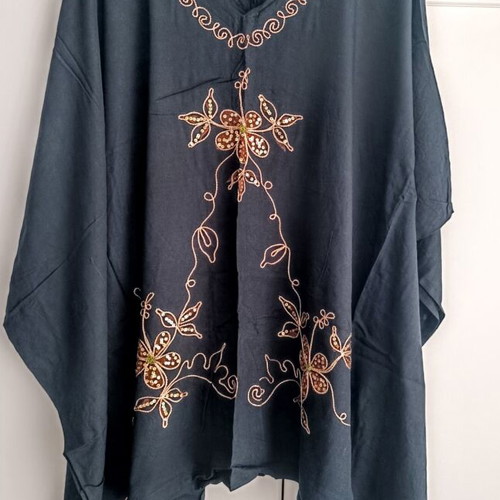 Women's clothes like new, plus size, pack of 7 pieces