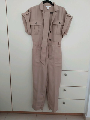 H&M women's jumpsuit like new, beige, size M