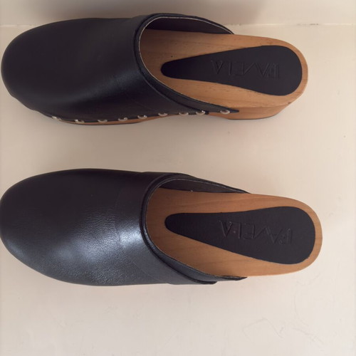 Favela clogs, size 37, black, like new