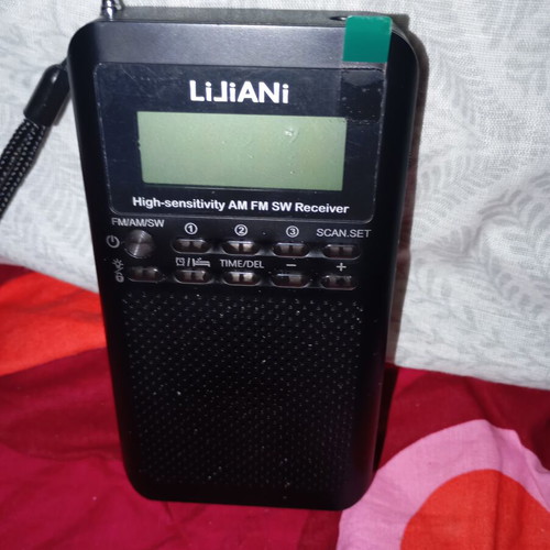 Lijiani high-sensitivity AM FM SW radio receiver