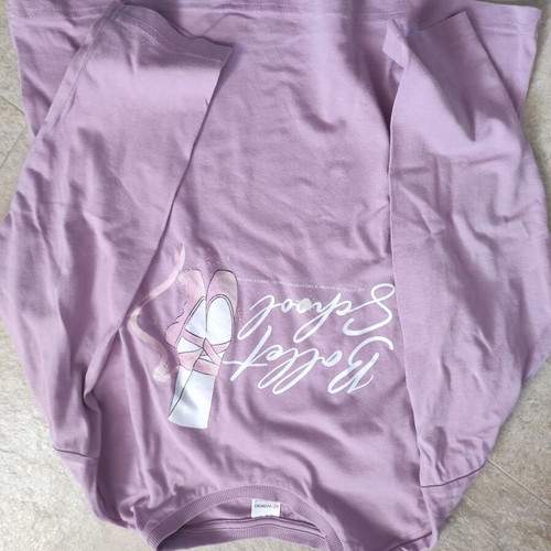 Girls' blouse 8 years pink with ballet design like new