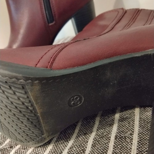 Marco Tozzi leather ankle boot brown size 36 like new