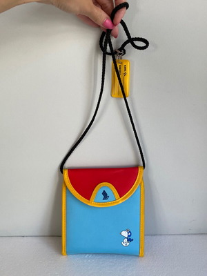Peanuts Snoopy Travel Pouch used, Singapore Airlines nylon