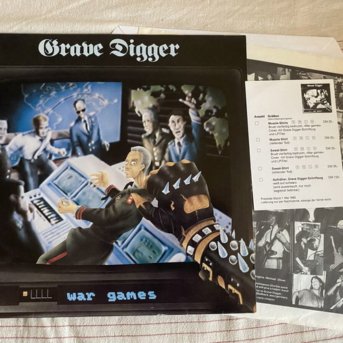 Grave Digger War Games LP first edition, like new, Noise Records