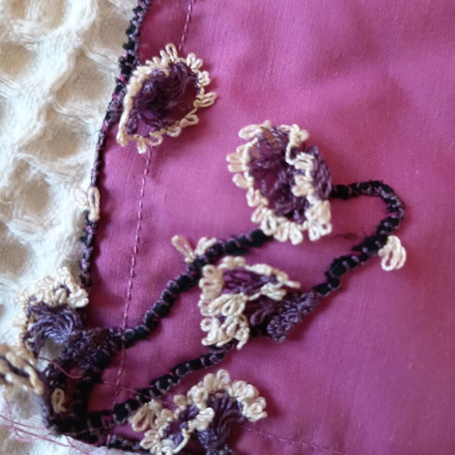 Vintage women's scarf with handmade needle lace edging 70x70 purple