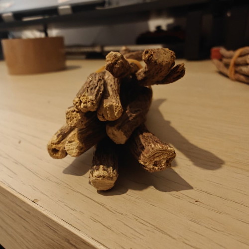 Liquorice root 10 pieces new