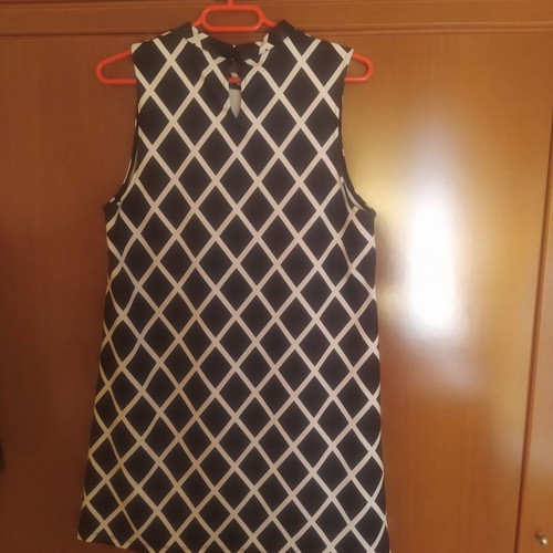 Pink Woman dress like new, size L, black and white