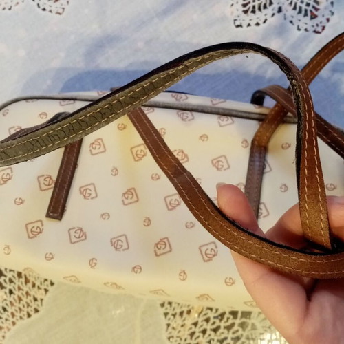 Guy Laroche shoulder bag used, beige and brown