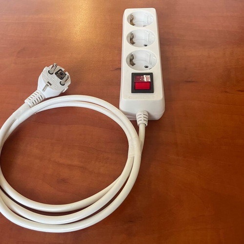 Safety Power Strip 3 Sockets used with Switch and 1.3m Cable