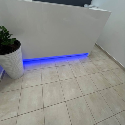 Reception like new with two drawers 120x200