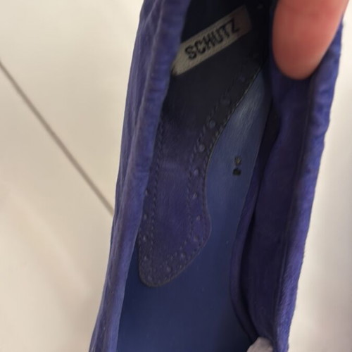Schutz Peep Toe Leather Heels like new, size 39, blue and purple