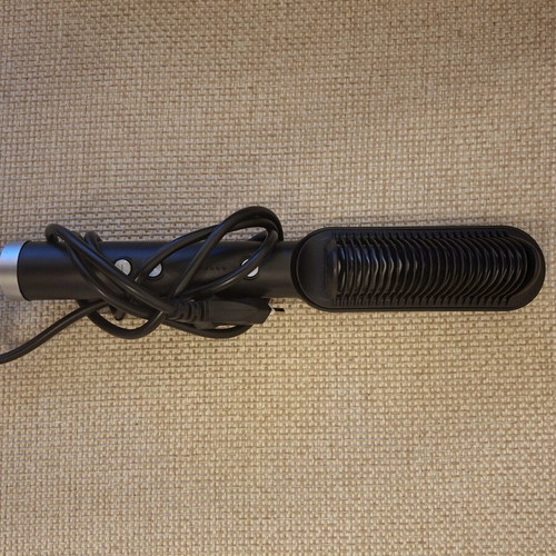 Heated Hair Straightening Brush Black and Purple brand new