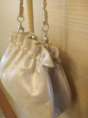 Bournazos handbag like new, soft pink color