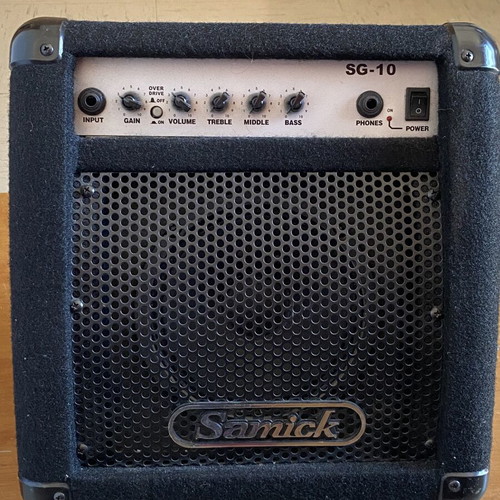 Samick SG-10 guitar amplifier used, 10 watts, overdrive