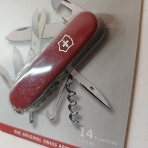 Victorinox 1.3703.B1 Climber Swiss Army Knife blister new
