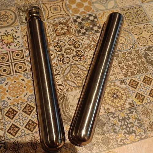 Metal case for cigars and bottle new