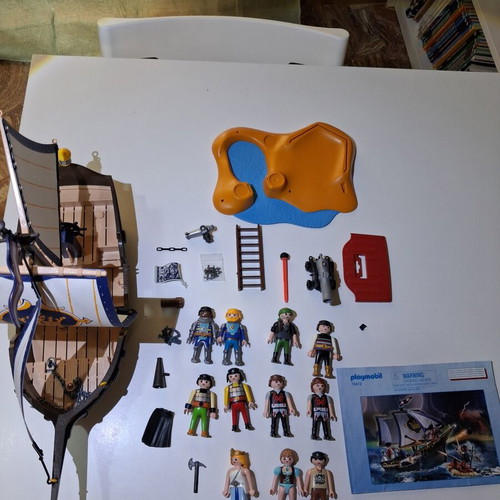 Playmobil 70412 pirate ship like new with extras and missing parts