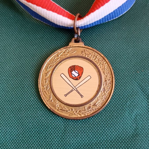 Collectible 1st Place Baseball Softball Medal Ross 1st, like new