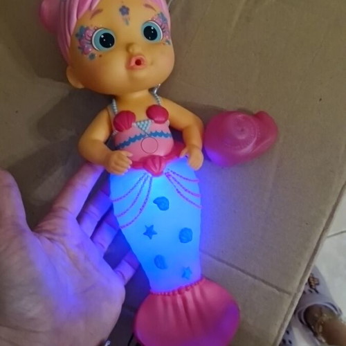 Bloopies Mermaid Sweety Light-Up Tail doll like new