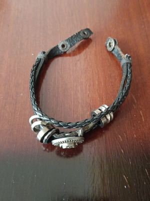 Bracelet with button like new