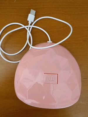 UV LED Nail Lamp with USB like new