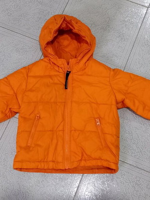 Μπουφάν Benetton puffa μεταχειρισμένο, έντονο πορτοκαλί, 18 μηνών