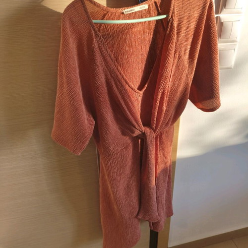 Pull & Bear dress medium like new, crinkled fabric