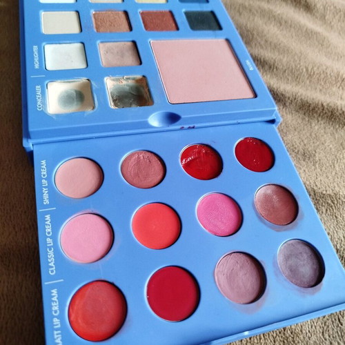 Pupa makeup case used