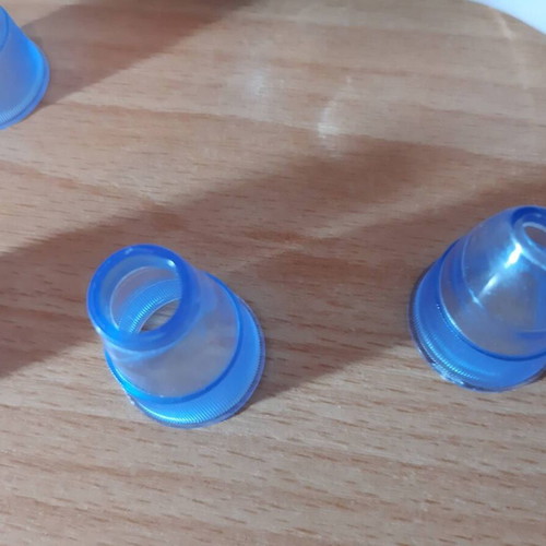 Facial cleansing device like new with 4 heads