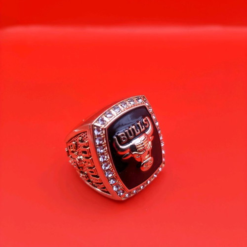 Michael Jordan Chicago Bulls championship rings new, set of 6 with box
