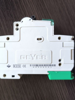 Geyer 10A fuse unused