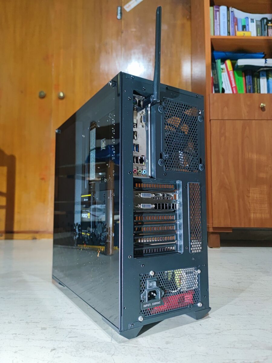 Desktop PC FX-8320 8-Core, R9 380 4GB,… - € 220,00 - Vendora.cy
