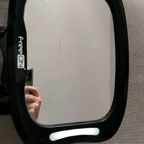 Car mirror for baby monitoring like new with light for darkness