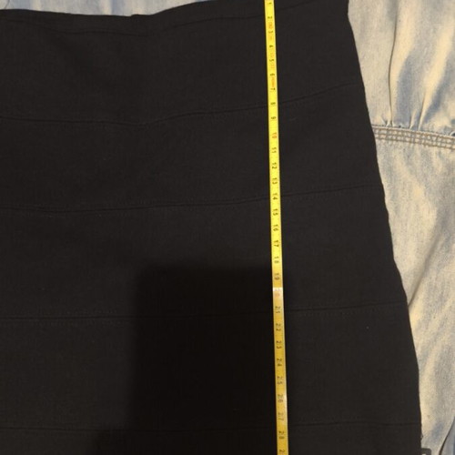 DKNY black skirt medium, like new