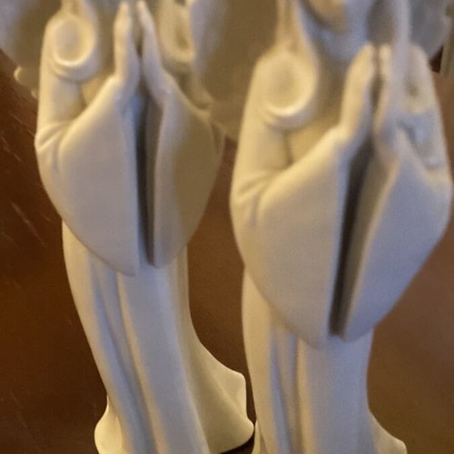 Porcelain angel figures like new, set of 2, 25 cm tall