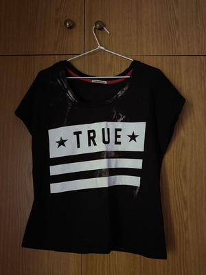 Edward Jeans women's black acid wash T-shirt size M like new