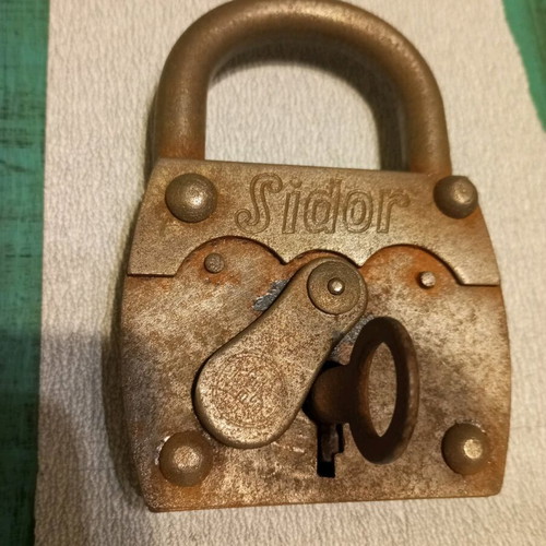 Sidor padlock large used, non-functional