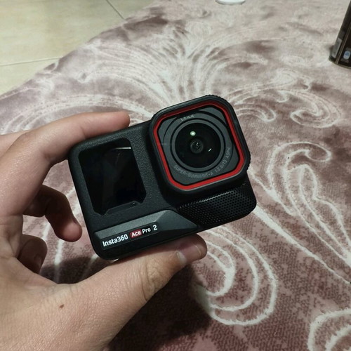 Insta 360 Ace Pro 2 new with 3d printed case, 2 batteries, head strap