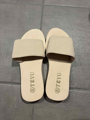 Slippers new, size 40, beige