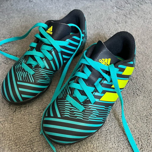 Adidas Nemesis Kids' Football Shoes Like New Size 28 Blue