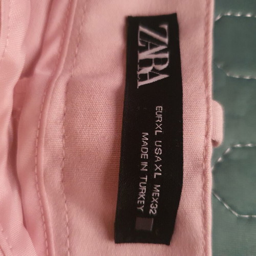 Γυναικεία ψηλόμεσα σορτς Zara σαν καινούργια, άσπρο και ροζ