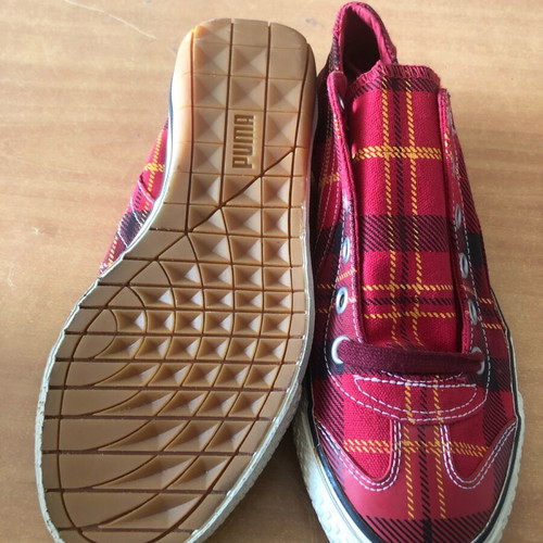 Branded women's shoes like new exhibition pair
