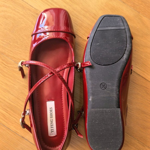 Mary Jane shoes red patent leather with straps, new, size 36