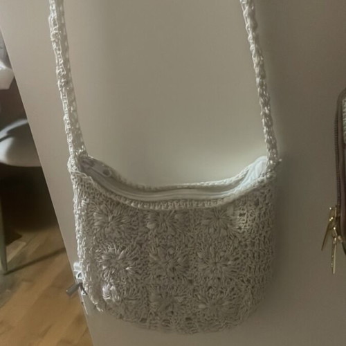 Knitted crossbody bag like new
