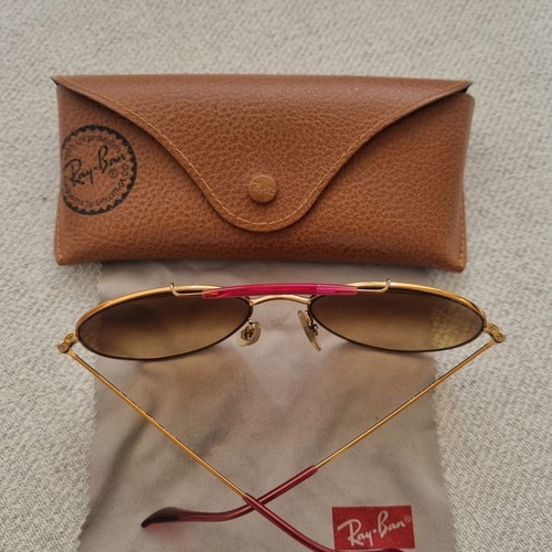 Ray Ban aviator sunglasses used, bronze copper metal frame