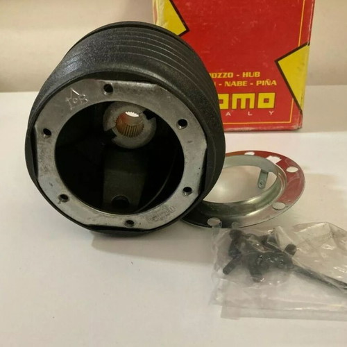 Ranieri steering wheel new with MOMO adapter new