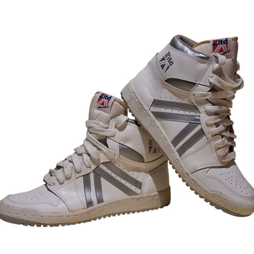 Zita vintage athletic shoes size 41, new, white and silver