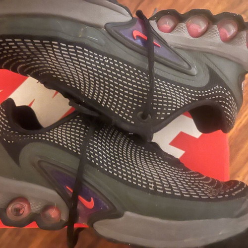 Nike athletic shoes used, size 38, black